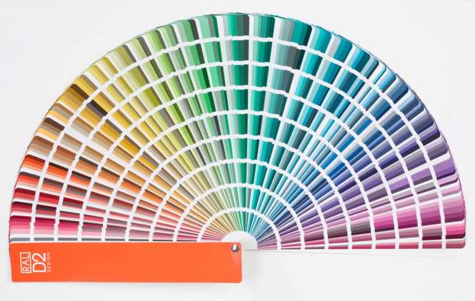 RAL D2 Colour fan deck with 1.825 RAL DESIGN SYSTEM plus colours in 